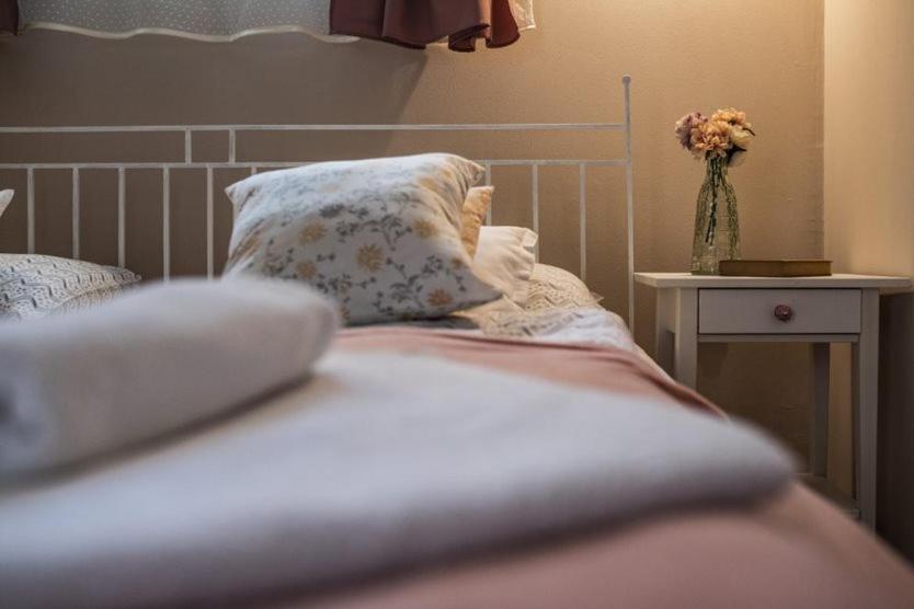 Vagi Apartment Sarvar Luaran gambar