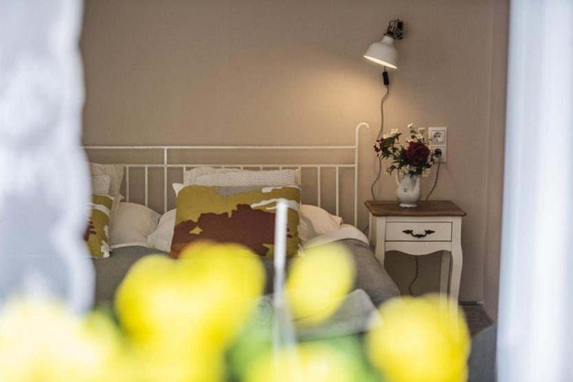 Vagi Apartment Sarvar Luaran gambar